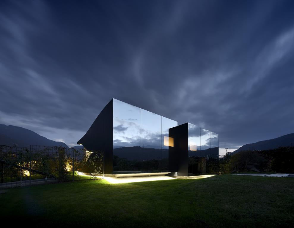 Mirror Houses Bozen Buitenkant foto