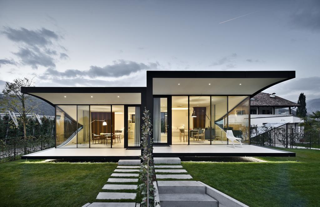 Mirror Houses Bozen Buitenkant foto